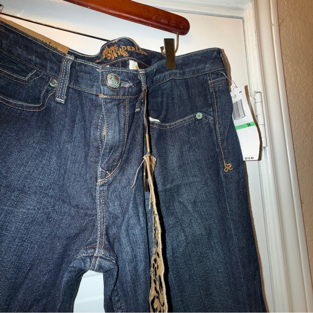 Elegant Black Boot Cut Jeans - Picture 4 of 9